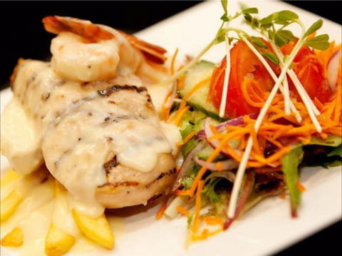 Manning River Hotel - Sydney 4u 0