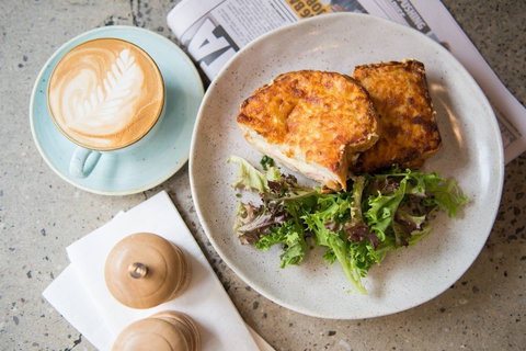 Shanikas - Accommodation Sydney 0