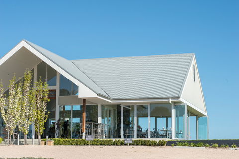 Artwine Cellar Door - Accommodation Sydney 1