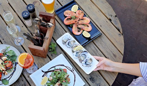 Caledonian Inn ROBE - Sydney 4u 0