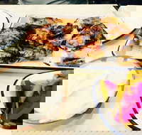 Don Louie's - Accommodation Sydney