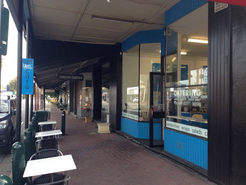 The Coffee Club - Canberra Centre - Civic - Sydney 4u 0