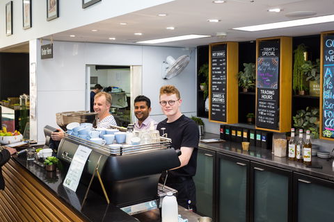 AIS Cafe - Sydney 4u 1