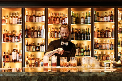 Evolve Spirits Bar - Sydney 4u 1