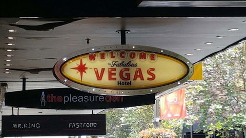 The Vegas Hotel - Sydney 4u 0