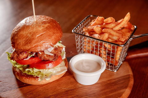 R Bar & Kitchen - Accommodation Sydney 0