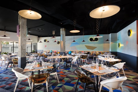 Roadhouse Bar And Grill - Accommodation Sydney 1