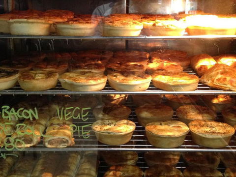 Jindera Bakery - Sydney 4u 0