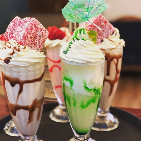 Aunty Jack’s - Accommodation Sydney 0