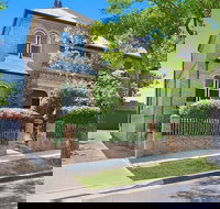 Brookfield House - Accommodation Sydney