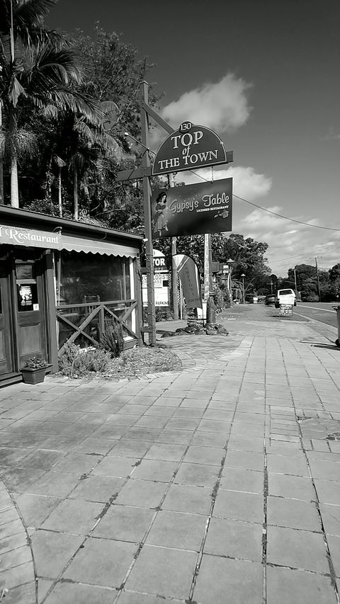 Gypsy's Table - Sydney 4u 6