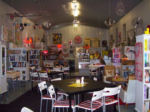 Noelene's Book Cafe - Sydney 4u 0