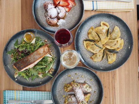 Montibello Pizze & Pasta Bar - Sydney 4u 0
