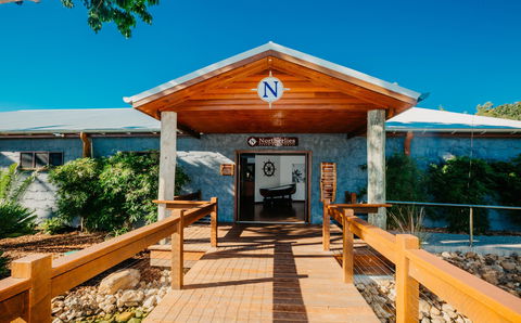 Northerlies Beach Bar And Grill - Accommodation Sydney 0