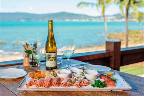 Northerlies Beach Bar And Grill - Accommodation Sydney 2