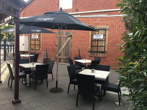 Black Bird Coffee House - Accommodation Sydney 1