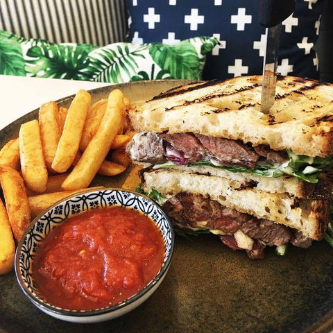 Four Saints - Espresso & Kitchen - Sydney 4u 0