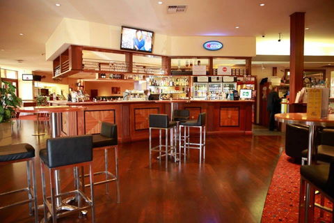 Vegas Bar & Bistro - Accommodation Sydney 0