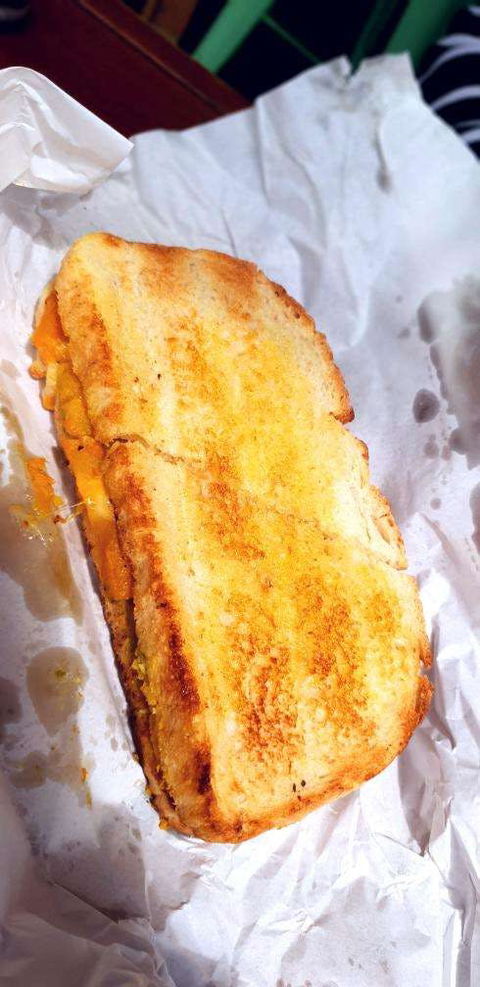 Burnt Toast - Accommodation Sydney 0