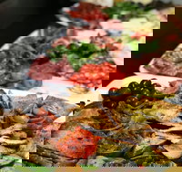 Cafe Deli - Accommodation Sydney