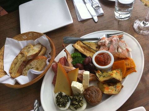 Base Camp Cafe - Accommodation Sydney 0