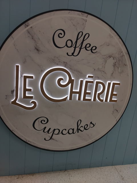 Le Chérie - Sydney 4u 0