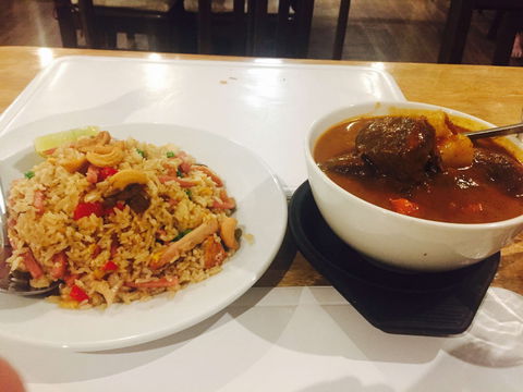 N' Thai Sing - Sydney 4u 0