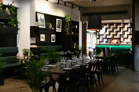 Crento Italian Restaurant - Sydney 4u 0