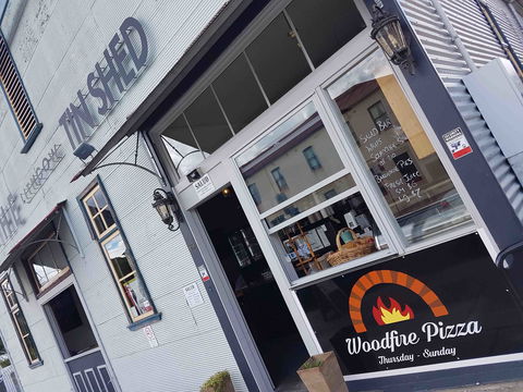 Salud @ The Lithgow Tin Shed - Accommodation Sydney 0