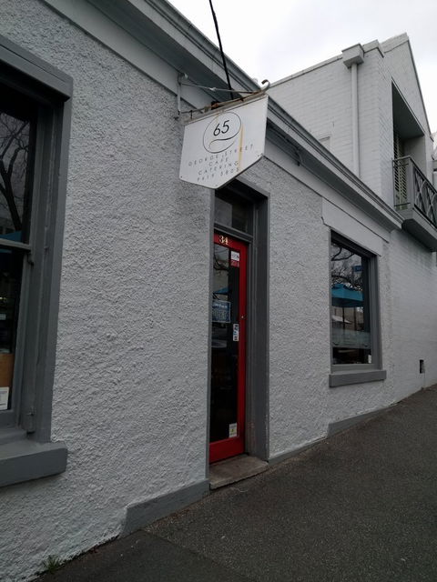 George Street Cafe - Sydney 4u 2