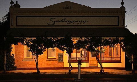 Salingers Cafe - Accommodation Sydney 8
