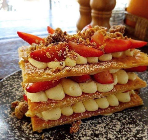Le P'tit Cafe - Sydney 4u 12