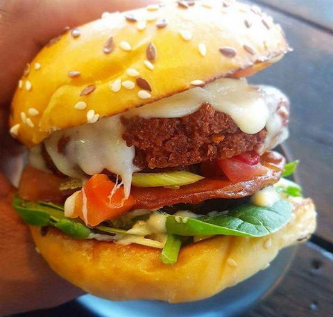 Le P'tit Cafe - Sydney 4u 40