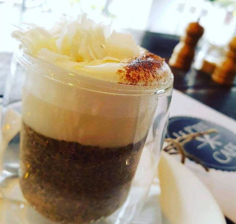 Le P'tit Cafe - Sydney 4u 42