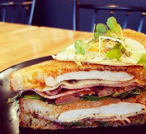 Le P'tit Cafe - Sydney 4u 47