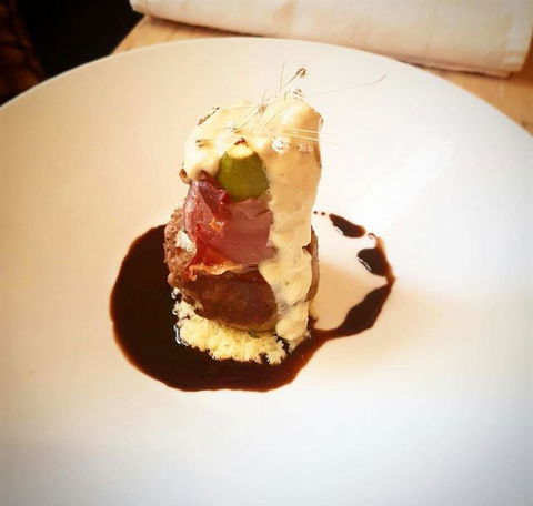 The Olfactory Inn - Sydney 4u 14