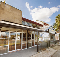 Commercial Hotel - Sydney 4u