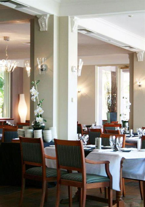 Jayliano's - Sydney 4u 12