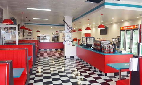 RJ's Rock N Roll Diner - Accommodation Sydney 8