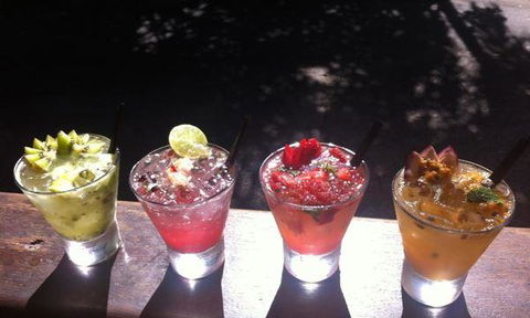 Ellis Beach Bar & Grill - Sydney 4u 8