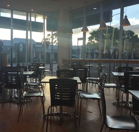 Phoenix On Unley - Sydney 4u 5