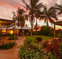 Devils Marbles HotelWauchope - Sydney 4u