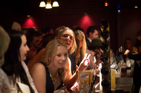 The Armidale Club - Sydney 4u 1