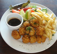 Beachfront Hotel - Sydney 4u