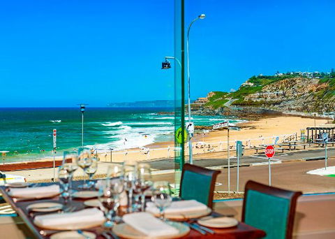 Jonah's On The Beach Restaurant & Bar - Sydney 4u 0