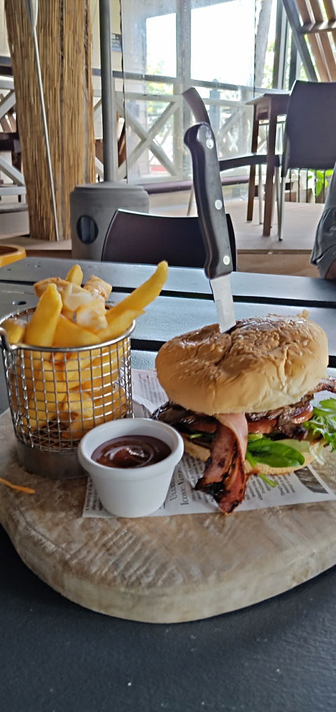 The Caves Country Pub - Sydney 4u 9