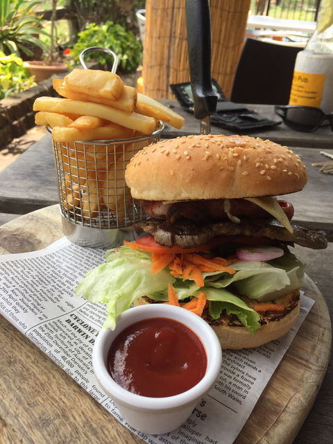 The Caves Country Pub - Sydney 4u 11