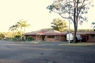 Bushland Tavern - Sydney 4u 1