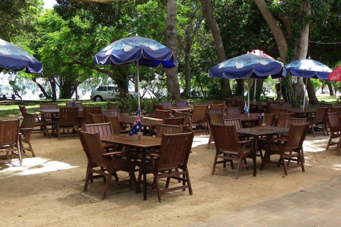 Dingo Beach Hotel - Sydney 4u 1