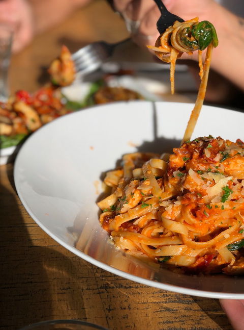 JFK Woodfire Kitchen & Bar - Accommodation Sydney 4